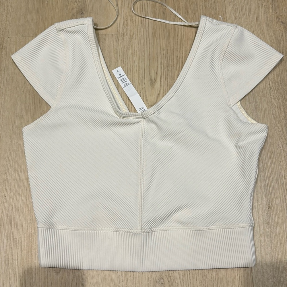 NEW Lululemon yoga top, size 6